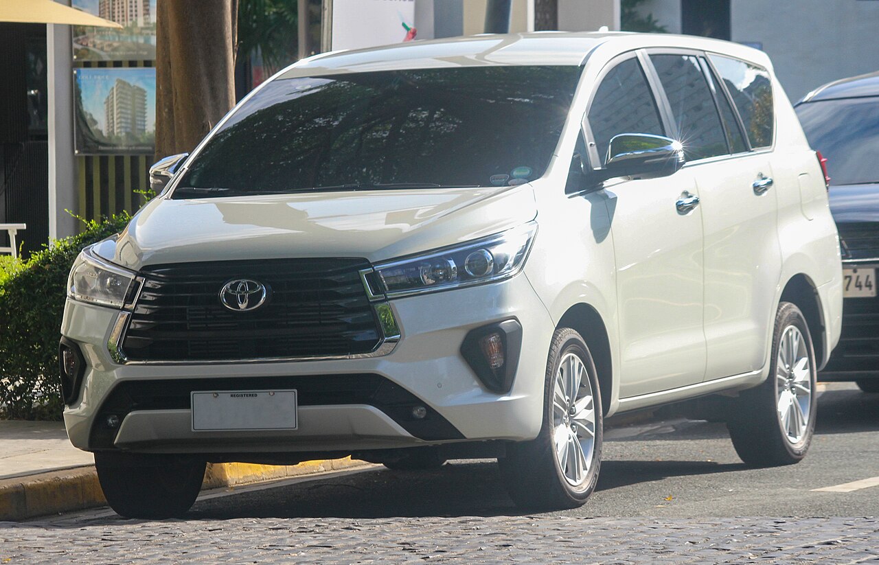 Comfort MPV: Toyota Innova or similar